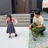 記念樹シマトネリコの植樹の様子②