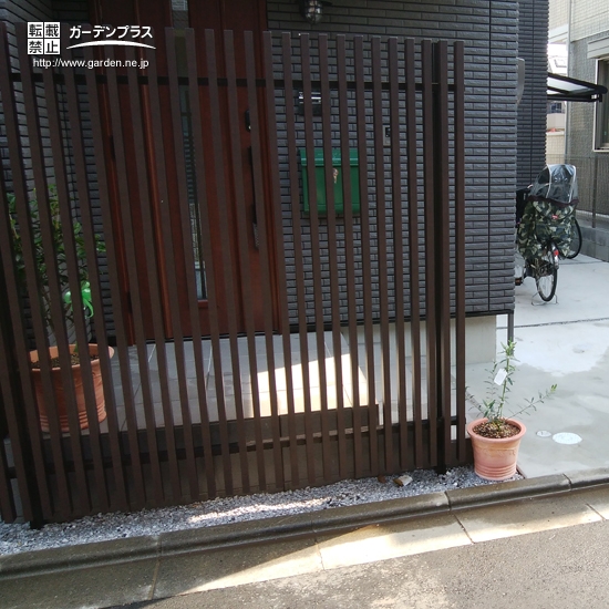 東京都台東区四季咲きモクセイとオリーブの植樹風景