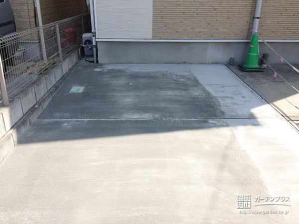 雨が降っても水たまりにならない駐車スペースのリフォーム工事 No 10122 駐車スペースの施工例 外構工事のガーデンプラス