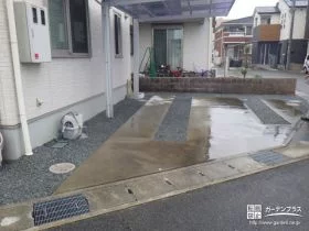 駐車スペースの細かなところにも敷いた砂利[施工後]