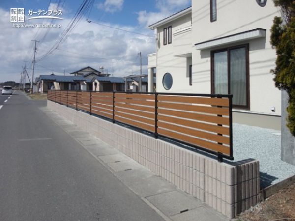 枕木 目隠しフェンスの外構施工例一覧 外構工事のガーデンプラス