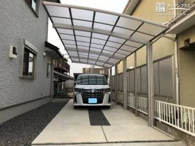 縦2台をカバーするすっきりしたカーポート[施工後]