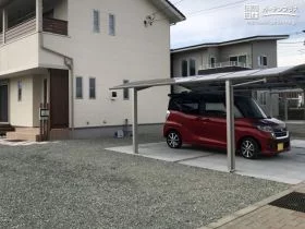 足元も快適な駐車スペース[施工後]