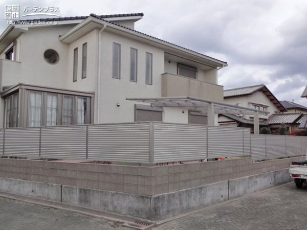 プライバシー性を高める外構リフォーム工事 No 外周フェンスの施工例 外構工事のガーデンプラス