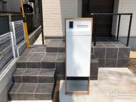 宅配ボックス付きの門柱[施工後]