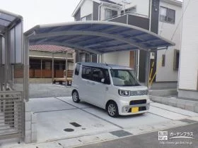 土間コンクリートで駐車スペースを舗装[施工後]