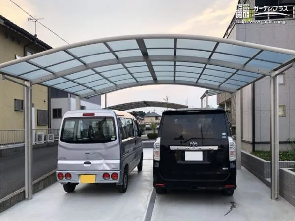 No.10685 高低差を整え、まわりをすっきりさせた駐車スペース舗装工事[施工後]