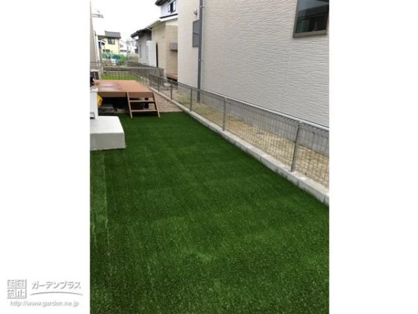 No.10708 お庭に出て遊びたくなるウッドデッキと人工芝のお庭リフォーム工事[施工後]