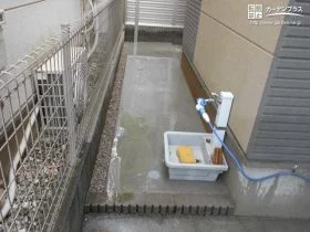 雑草対策をした犬走り[施工後]