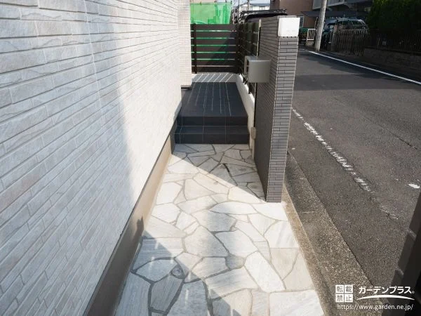 大人の空間を演出するアプローチ