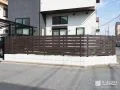 木目デザインの目隠しフェンス