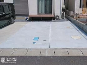 土間コンクリートで使いやすい床面を拡張した駐車スペース[施工後]