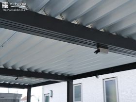 お車やバイクをメンテナンスまで楽しめる外構工事 No 駐車スペースの施工例 外構工事のガーデンプラス