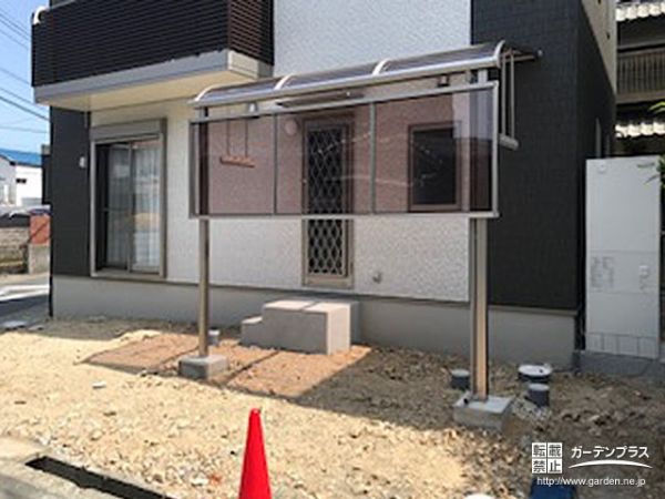 外構施工例一覧 勝手口まわり テラス屋根 50万円まで 外構工事のガーデンプラス