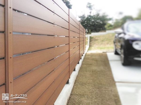 外構施工例一覧 ウッドフェンス 目隠しフェンス 50万円まで 外構工事のガーデンプラス