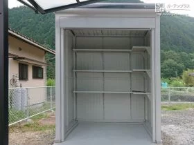 カーポートの屋根を利用できる物置[施工後]