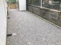 物置のある犬走りも雑草対策