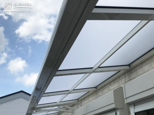 神奈川県の外構施工例一覧 バルコニー屋根 外構工事のガーデンプラス