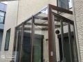 採光性が高く、隣接する建物内の明るさも維持