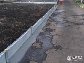 斜面になった敷地の土留め工事 No その他外構工事の施工例 外構工事のガーデンプラス 斜面になった敷地の土留め工事 No その他外構工事の施工例 外構工事のガーデンプラス
