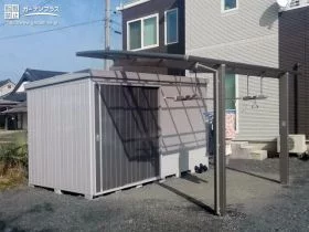 建物前の便利な屋根下スペース[施工後]