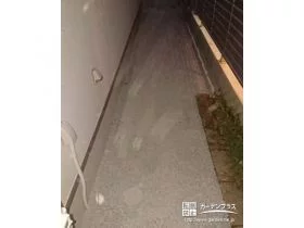 雑草対策をした犬走り[施工後]
