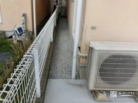 雑草対策を施した犬走り[施工後]