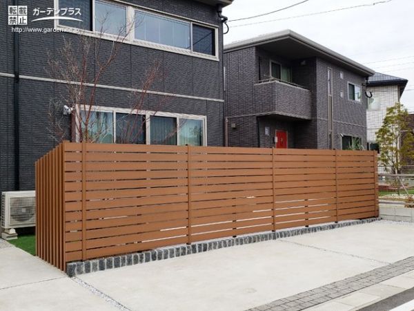 ガーデンプラス 福岡の外構施工例一覧 目隠しフェンス 外構工事のガーデンプラス