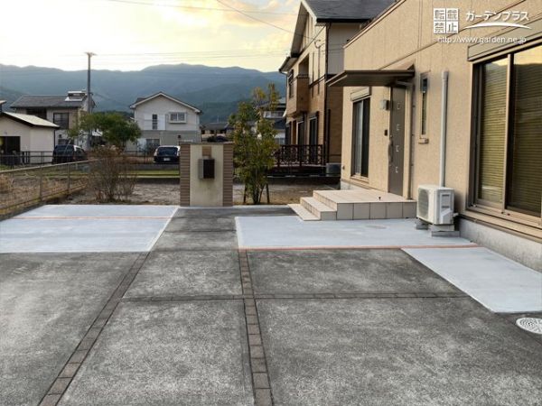 玄関前まで