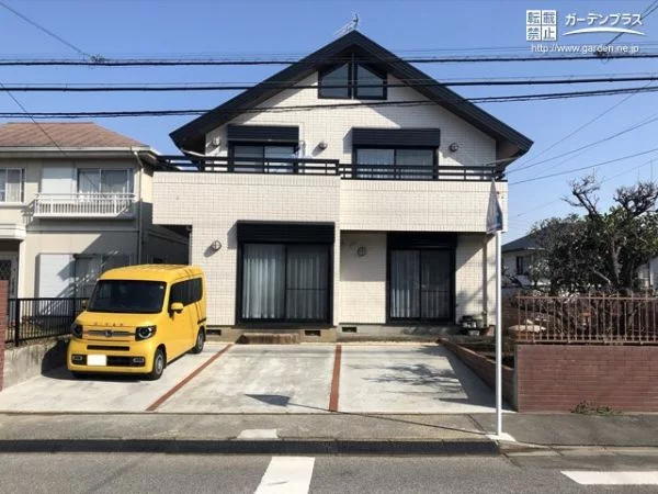 No.12419 犬走りや土留めなどお困りごとも一緒に解決した駐車スペース拡張工事[施工後]