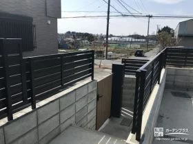 モダンで優しい雰囲気の通用門を設置[施工後]