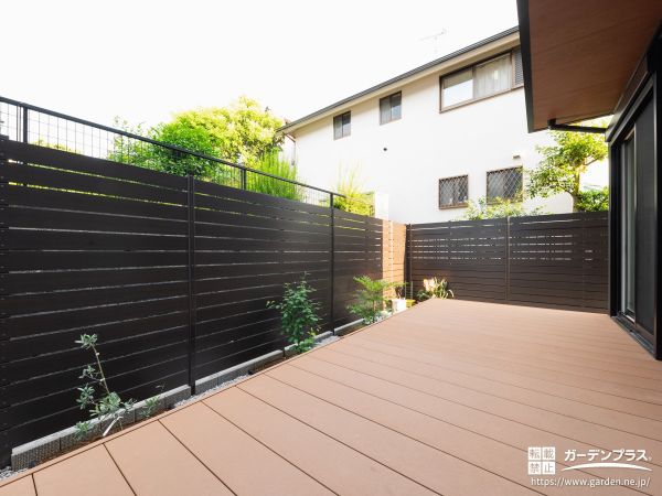 神奈川県川崎市の外構施工例一覧 ウッドデッキ 外構工事のガーデンプラス