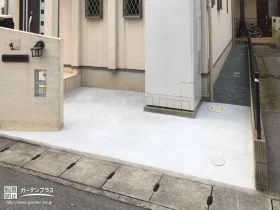 前庭部分も土間コンクリートを打設して使い勝手のいいスペースに[施工後]