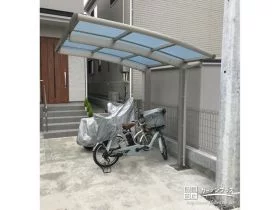 カーポートと同デザインのサイクルポート[施工後]