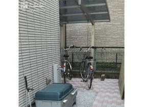道路からスムーズに行き来できる駐輪スペース[施工後]