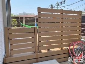 人目を気にせずデッキ上で寛げるフェンス[施工後]