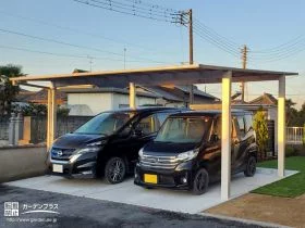 夏の暑さからもお車を守るカーポート[施工後]