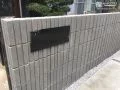 新設したモダンな化粧ブロック塀