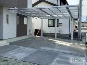 スタイリッシュな上吊り式カーポート[施工後]