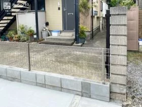 隣地との隙間を埋めるフェンス補修工事[施工後]