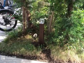 夜間も安心して駐車できるガーデンライト[施工後]