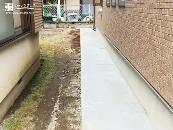 外壁の汚れと雑草を防ぐ犬走りのリフォーム工事