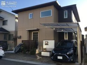 駐車スペースにカーポートを設置[施工後]