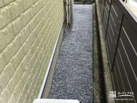 雑草対策をした犬走り[施工後]