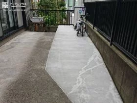 自転車も置けるコンクリートテラス[施工後]