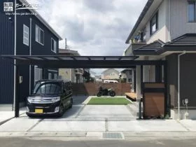 建物と一体感を持たせたカーポート