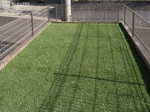 ふかふかの緑の絨毯でリラックスタイムを過ごせる主庭のリフォーム工事 No 花壇 菜園 芝生の施工例 外構工事のガーデンプラス