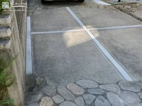 駐車スペースのスリットを舗装[施工後]
