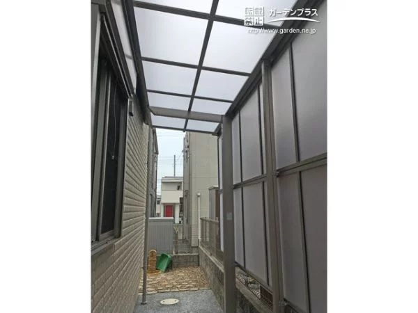 No.14346 雨風や水たまりを防ぐ駐輪スペース設置工事