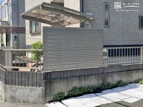 （2期工事）お住まいの生活感を感じさせない重厚な目隠しフェンス[施工後]